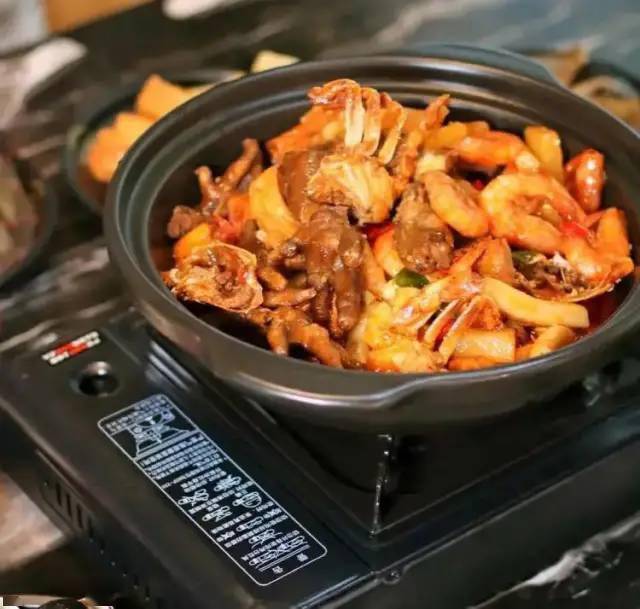 虾蟹鸡煲火爆上线!汁多,肉厚,爽口弹牙,好吃到吮指!速