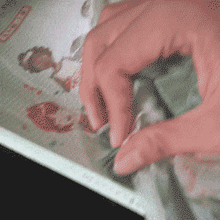 搞笑GIF: 这操作别人也是学不来