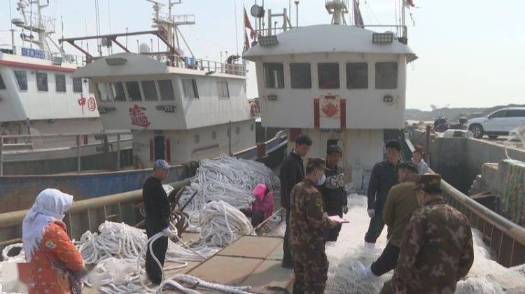 营口海警局开展《海警法》普及宣传活动