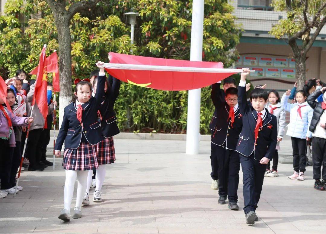 【盐城红领巾】童心向党 少年自强——盐城市第一小学