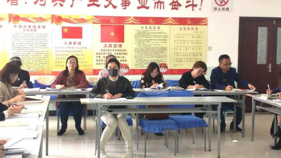 包钢九中再度举行基于课程标准教学研究的语文教研活动