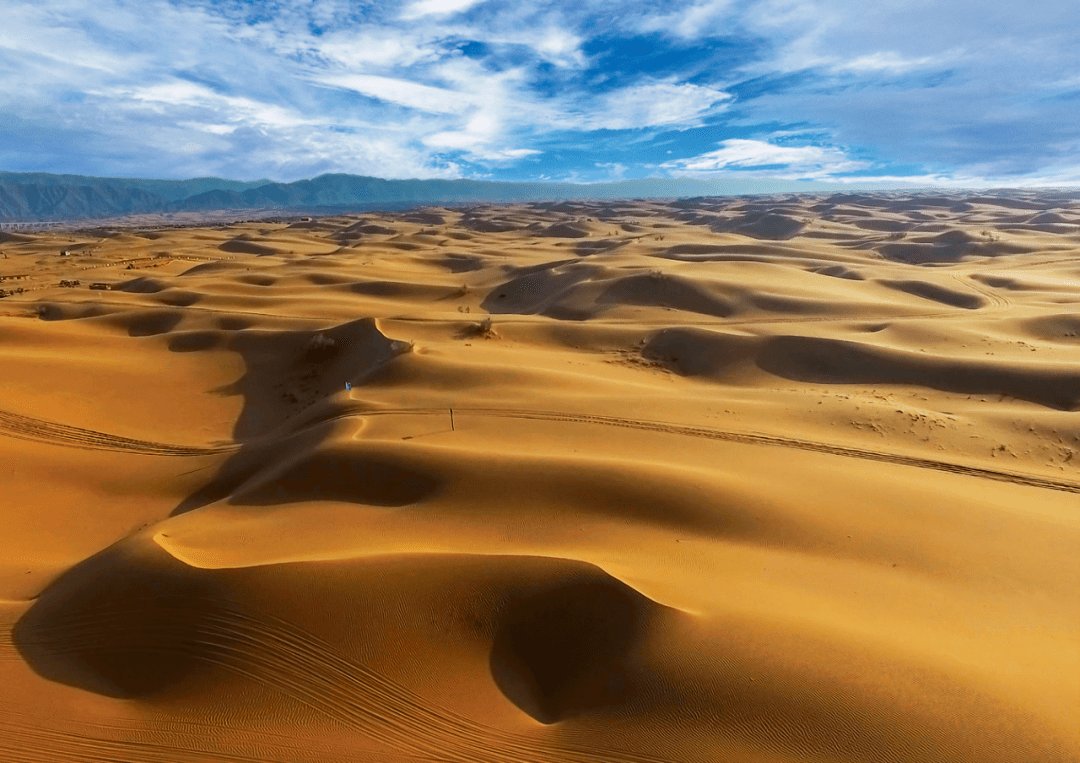 发现宁夏丨100个最美观景拍摄点——沙坡头北区沙漠