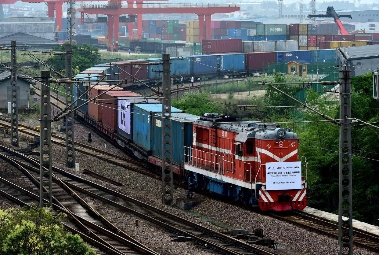 一季度国家铁路发送货物9.2亿吨,同比增长12%_货运量