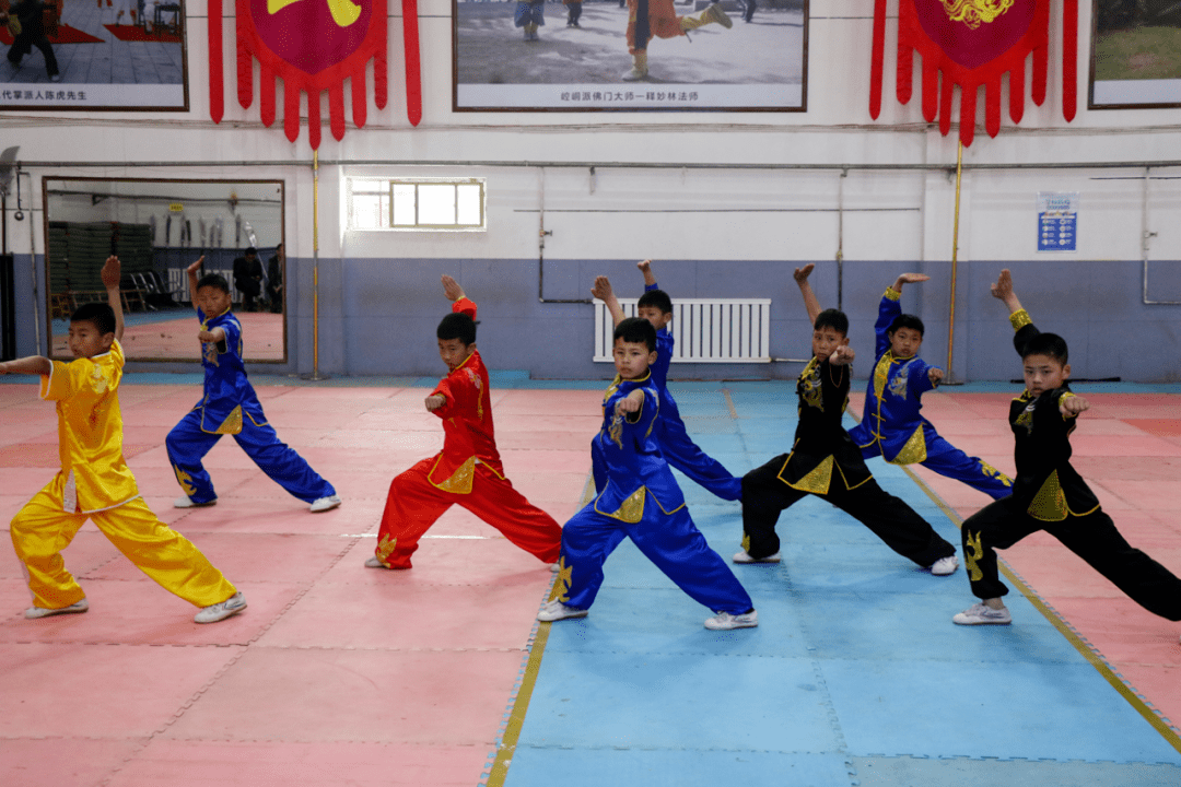 扬崆峒武魂展武校雄风平凉市崆峒武术比赛震撼来袭