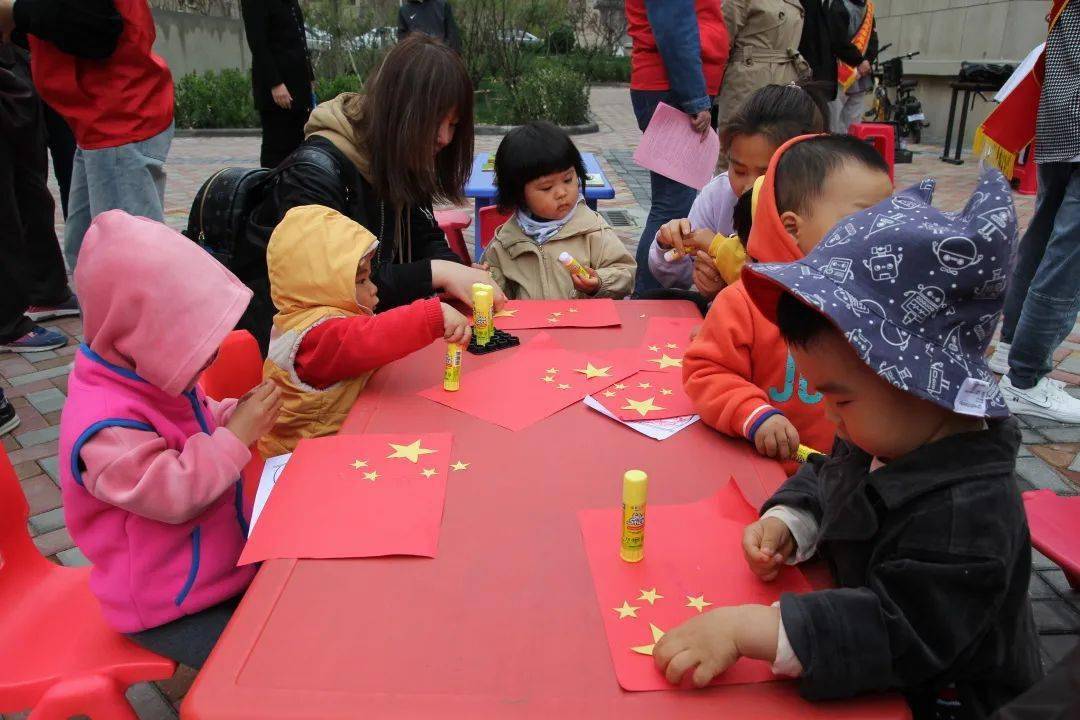 学党史 践行动 惠民心 | 春华幼儿园开展党史学习教