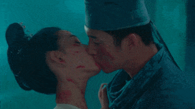 原创韩东君陈瑶恋情曝光花式抱抱举高高糖分超标无心cp甜进现实
