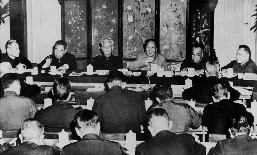 1961年1月14日,中共八届九中全会在北京举行.