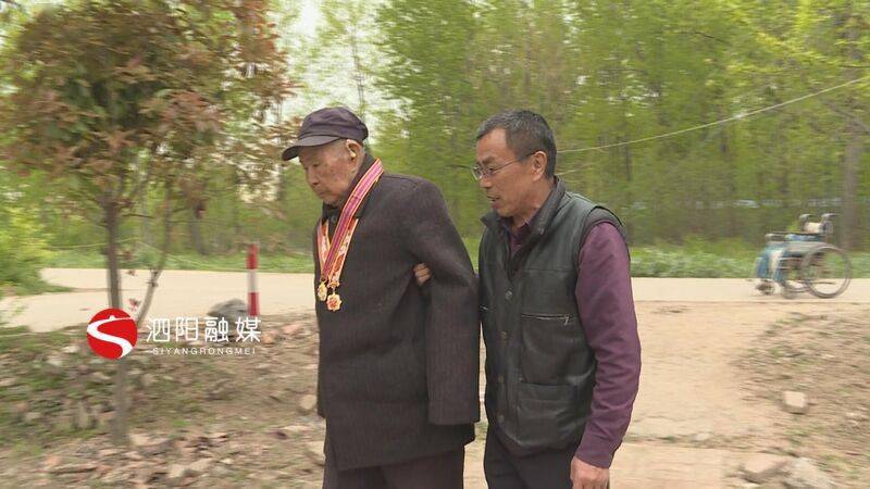 抗战老兵胡继成战争很残酷多次死里逃生