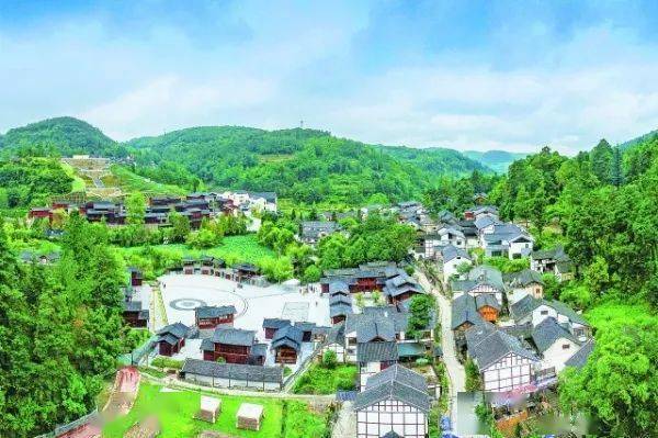 美丽的偏坡乡一景. (资料图片)