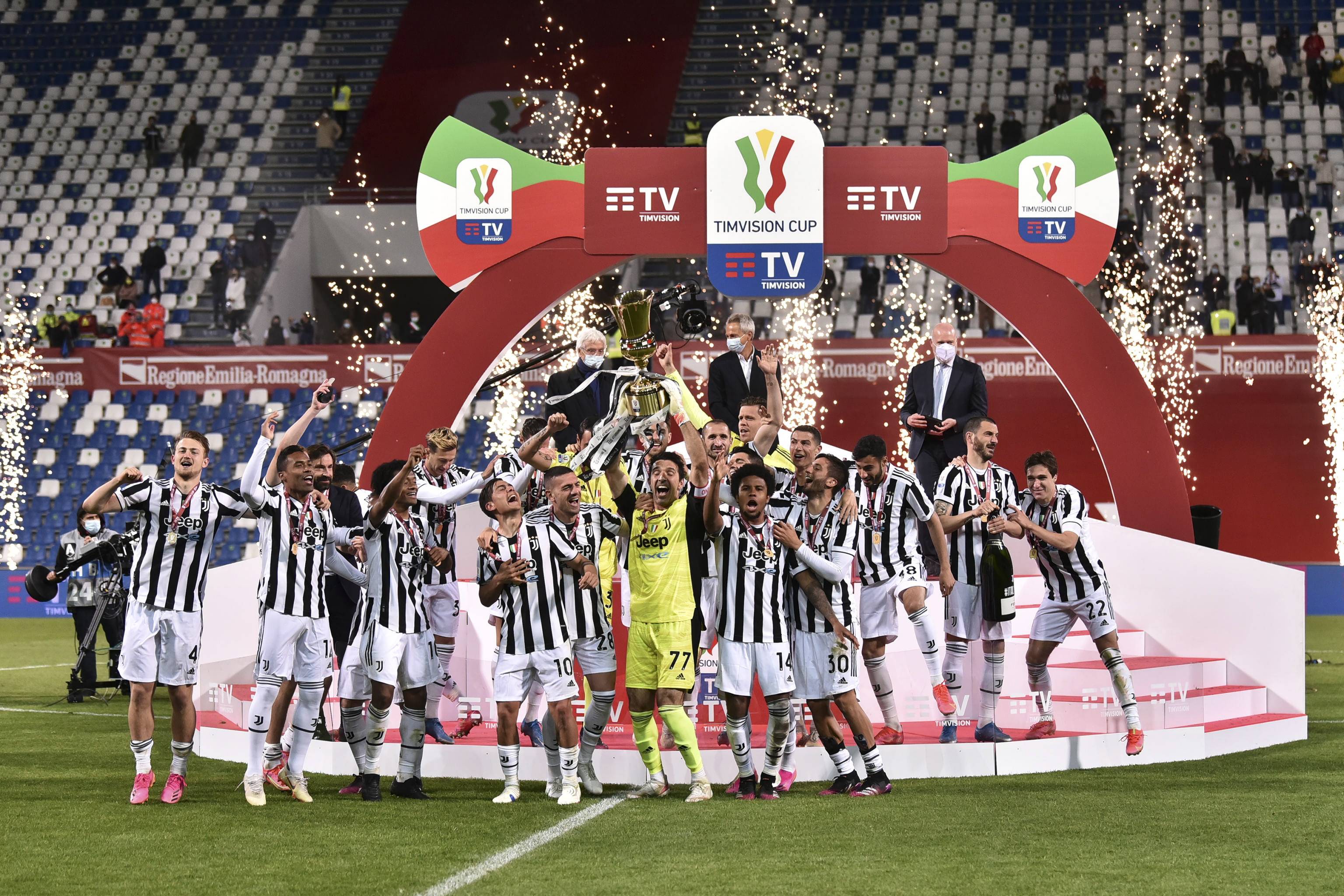 足球意大利杯尤文图斯夺冠