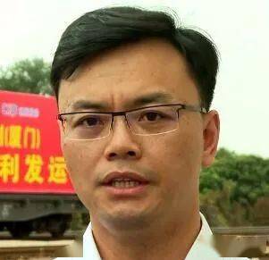市交通运输局副局长 黄锦城我们开展了与成都,重庆,西安的城际合作,还