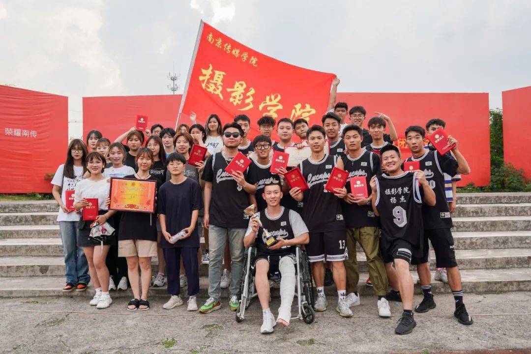 壮 张庆宇 李宜繁 郭润祎田明尚 杜伟阳 孙浩玮 鄢雨松于钦祎 郝宇航