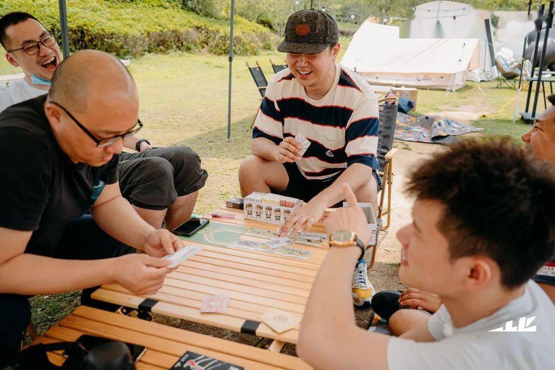 你身边露营的人越来越多 自去年12月dice就和一帐合作在全国各地组织