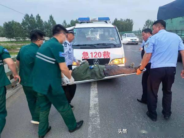 梅河口交警及时救助一名72