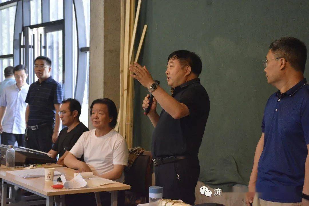 示范区住建局党组书记,局长刘万玉慰问住建合唱队全体人员