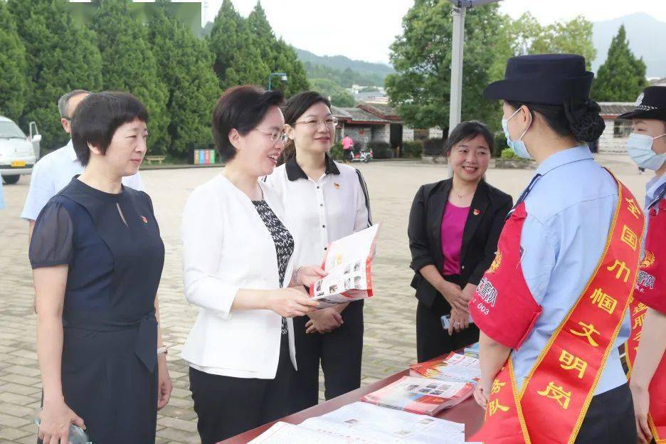 头条| 省妇联党组书记,主席林叶萍赴平潭,龙岩调研宣讲