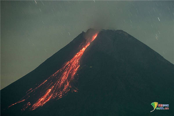 印尼默拉皮火山喷发_发现频道__中国青年网