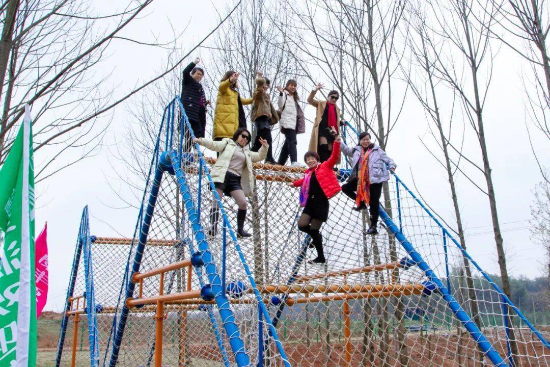 康丰源千亩桃园"采摘节"开始啦!_嘉鱼