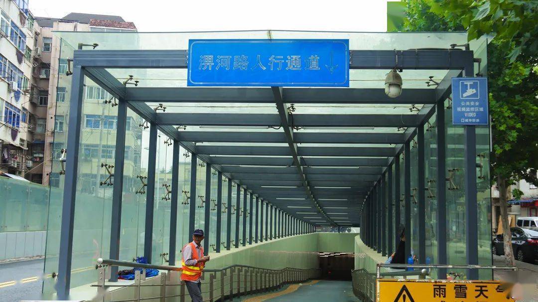 在合肥的地下通道里,做城市隐秘的寻宝者