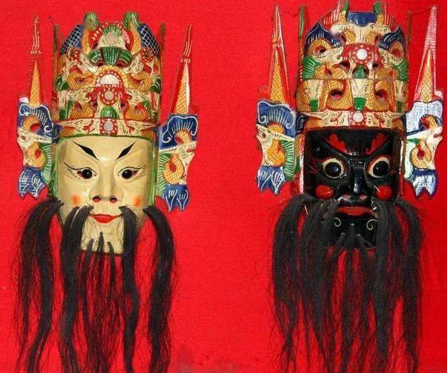 展开便是跃于眼前的屯堡
