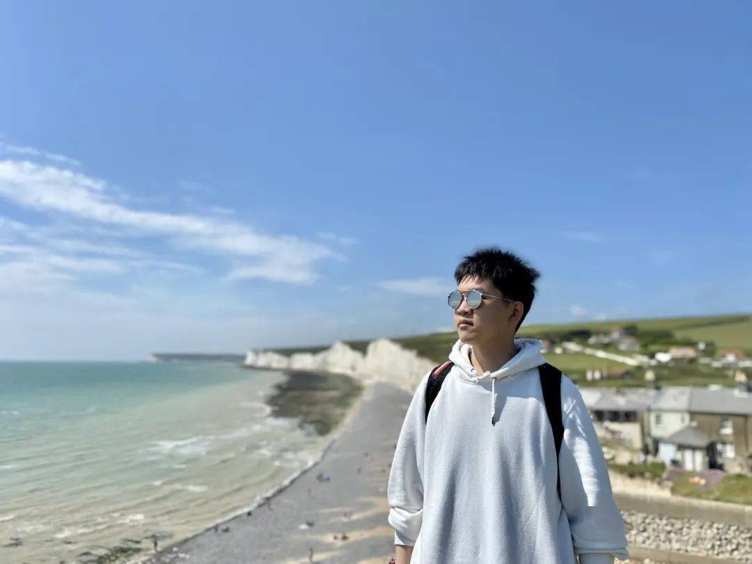 优秀学子风采李奇翰黎俊伯携手留学路成长正当时