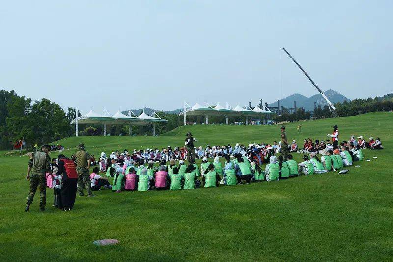 石门山蜗牛谷团建拓展基地是石门康旅慢城项目的一部分,位于曲阜文化