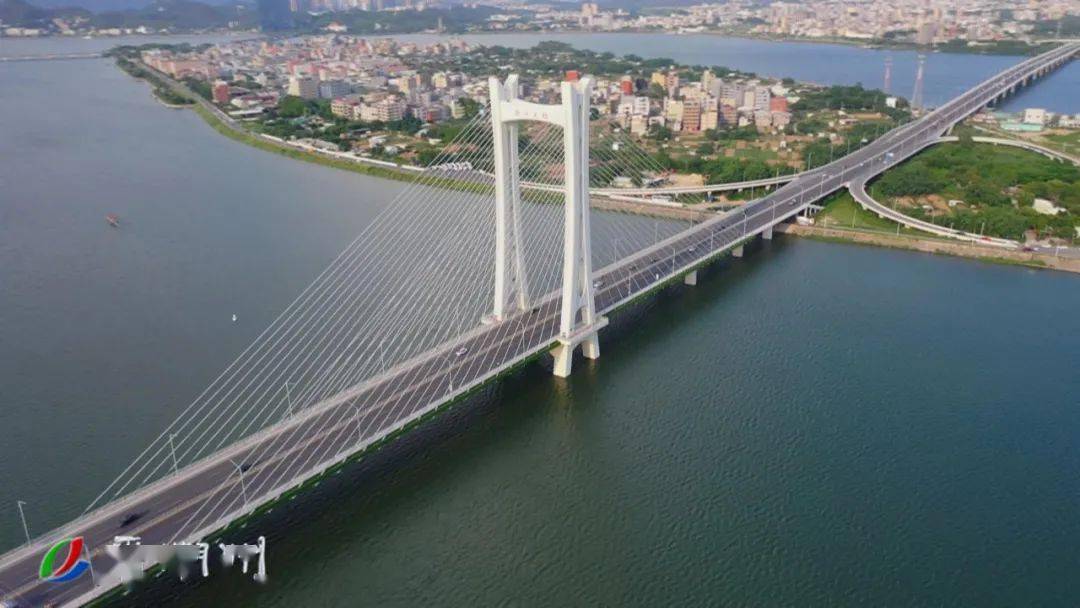 市城区桥梁管养中心路桥工程师 曾欣旭:金山大桥是目前国内跨度最大