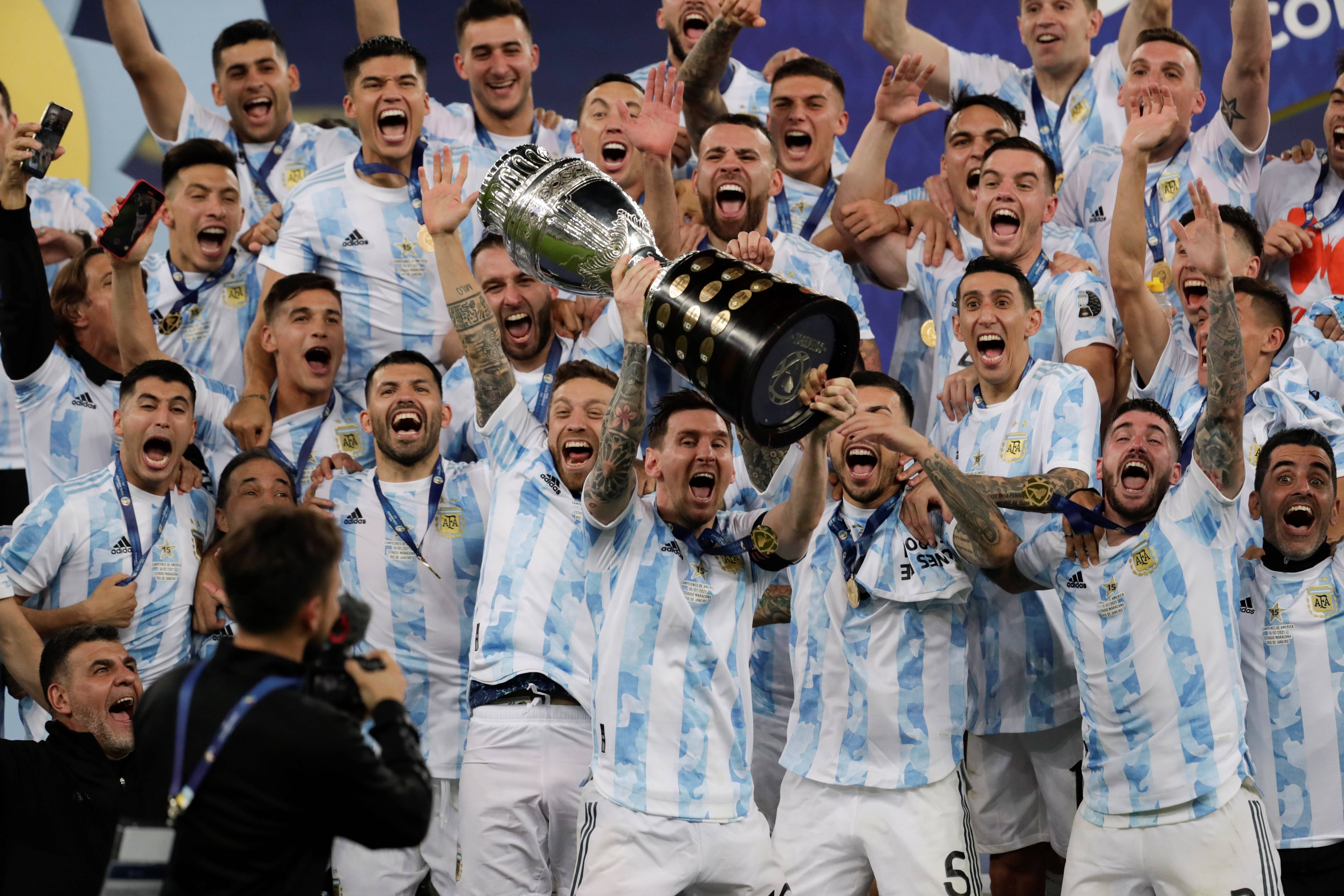 足球——美洲杯:阿根廷队夺冠