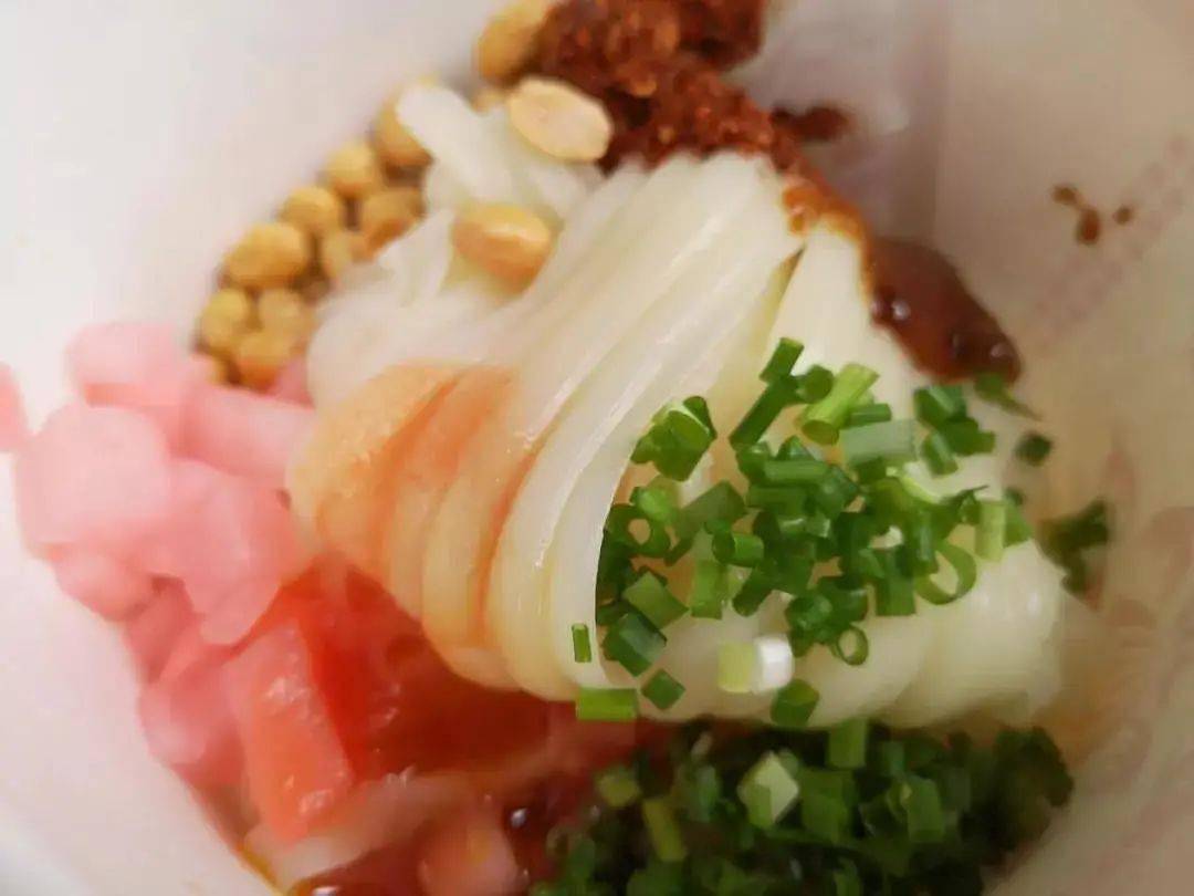 就是这个"味" 19°的夏天·一碗郎岱凉粉足矣