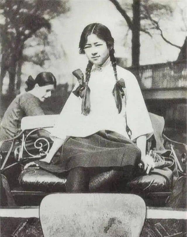 徐志摩陷入情网,"民国四大美女",林徽因的长相究竟如何?