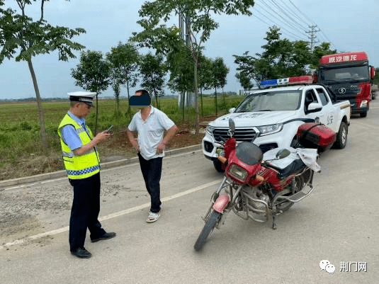 沙洋交警曝光20起交通违法典型案例