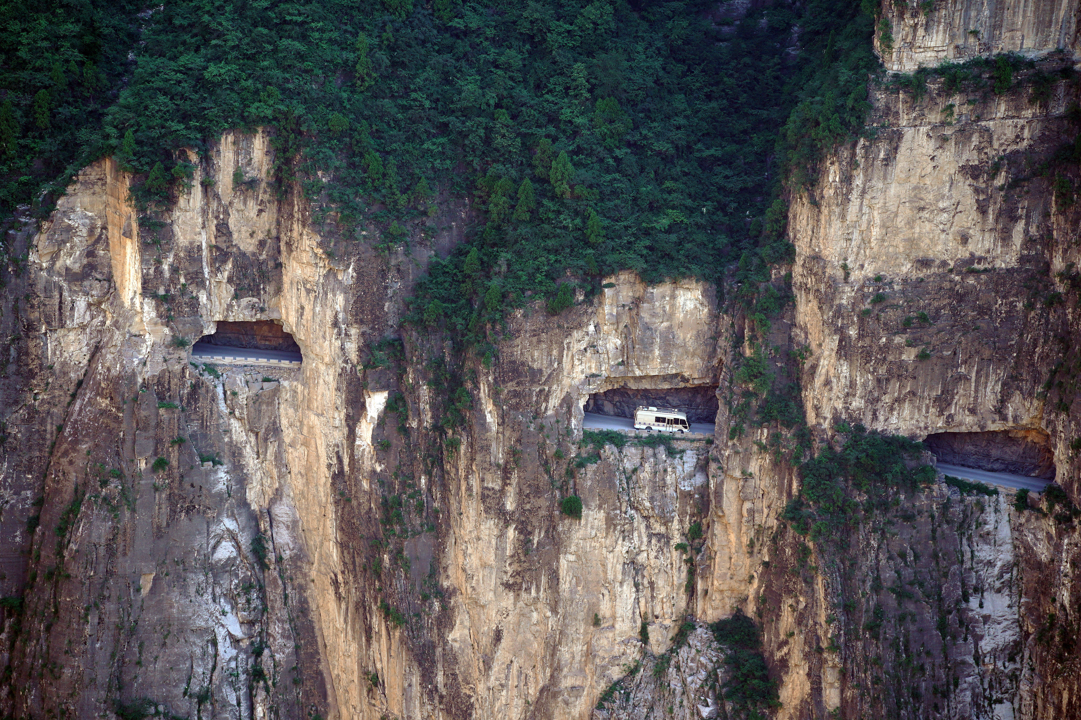 "太行天路"