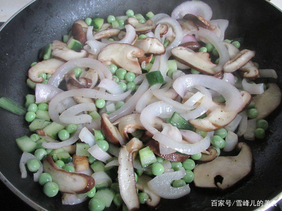 蔬菜|我家最爱吃的早餐，比饺子省劲，比包子好吃，孩子抢着吃个子猛窜