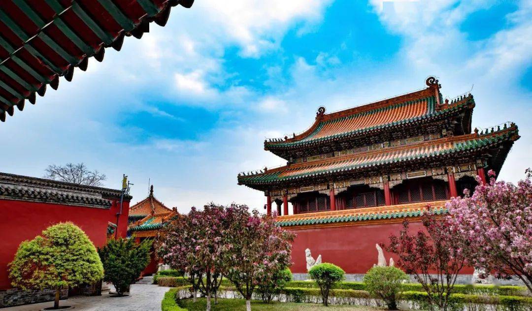 夏天是快乐出游的季节,来沈阳故宫吧,不仅能欣赏古代宫殿建筑,还能