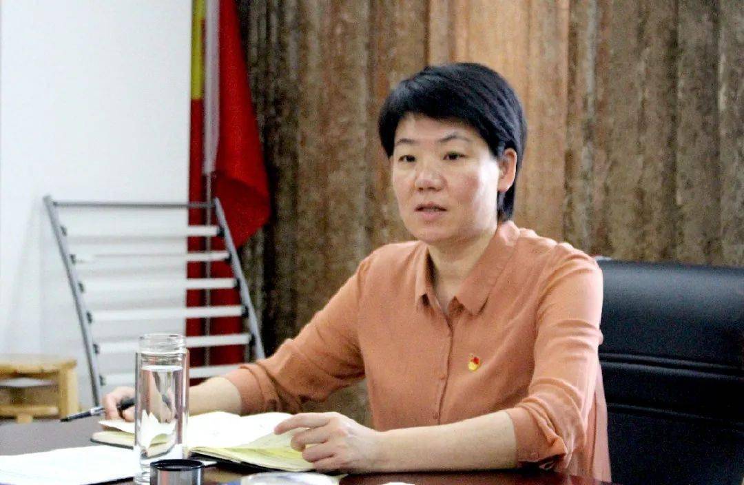 炎炎夏日送清凉丨区妇联开展结对帮扶走访慰问活动