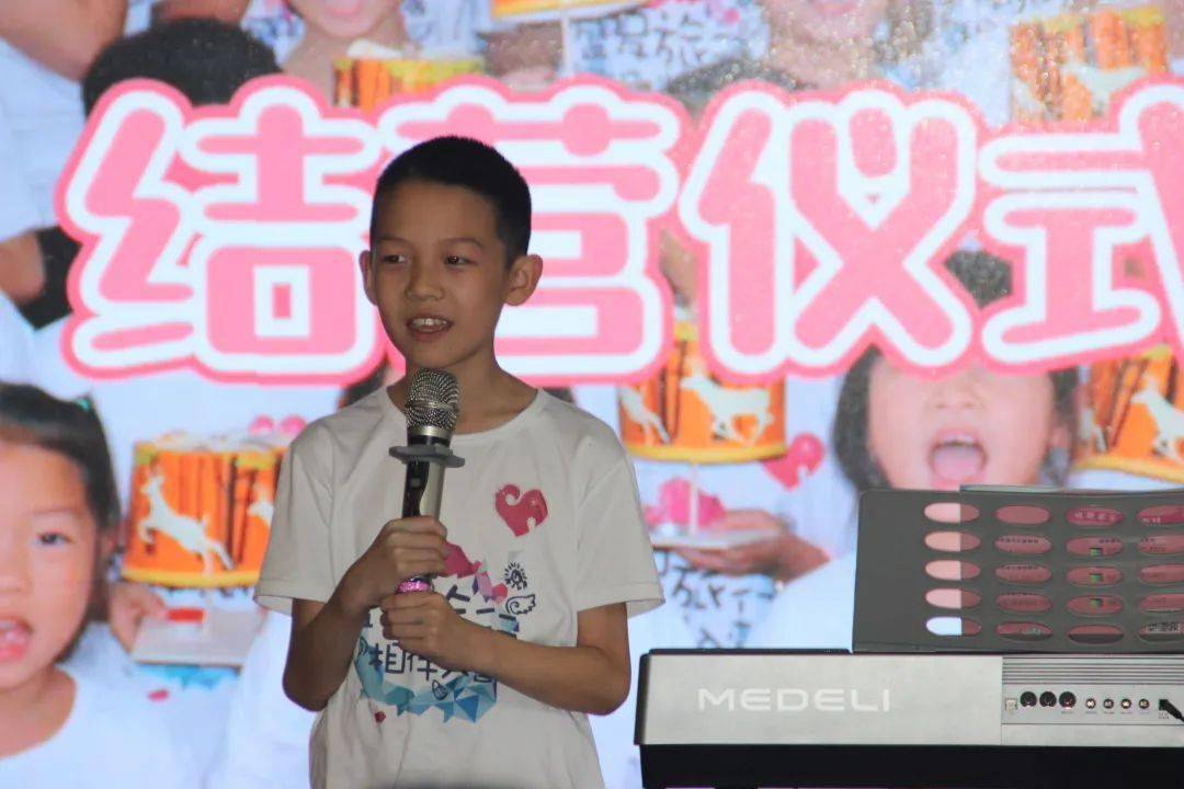 表演者:赵梓浩 江南古诗朗诵