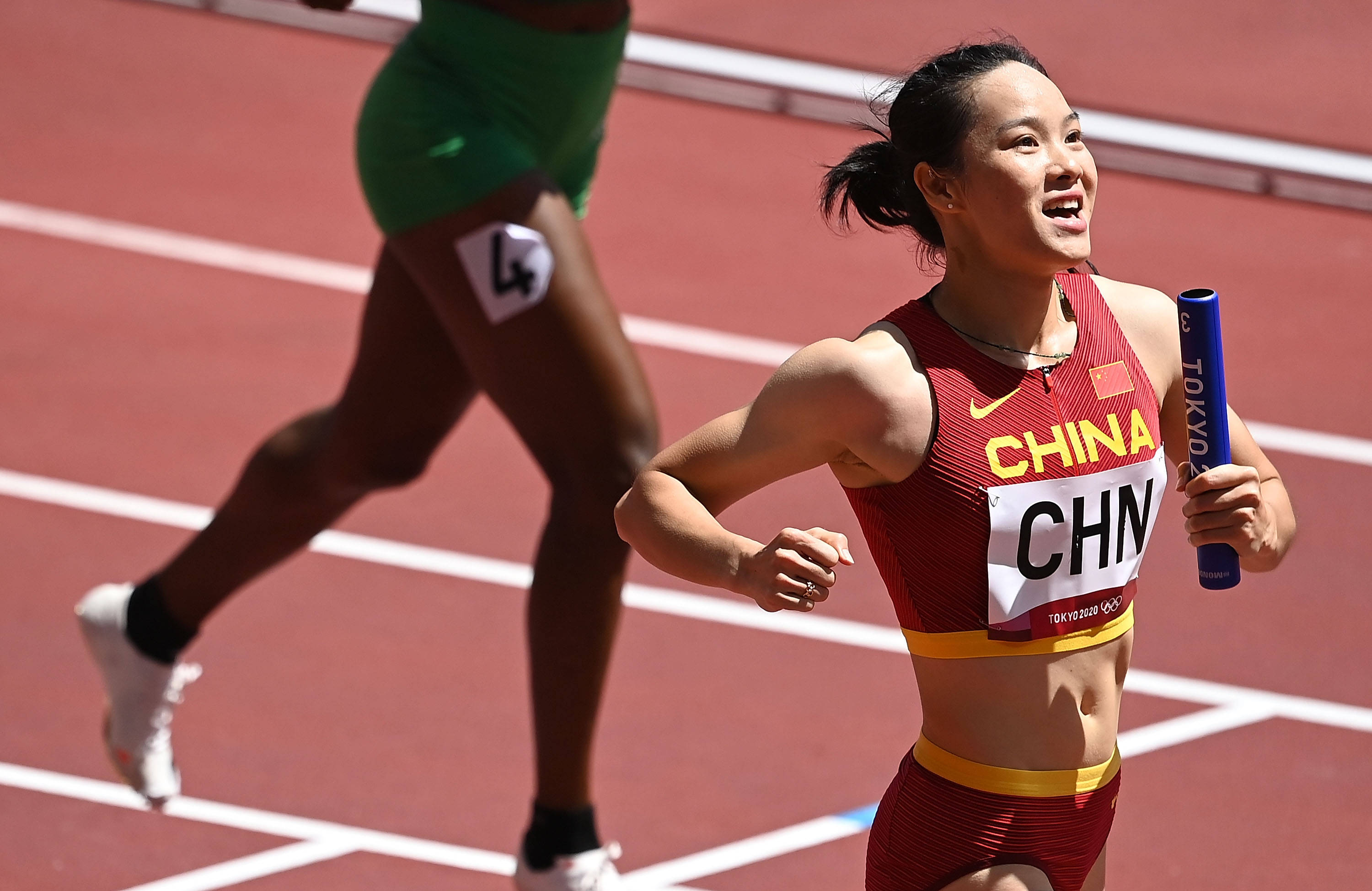 田径—女子4x100米接力:中国队晋级决赛