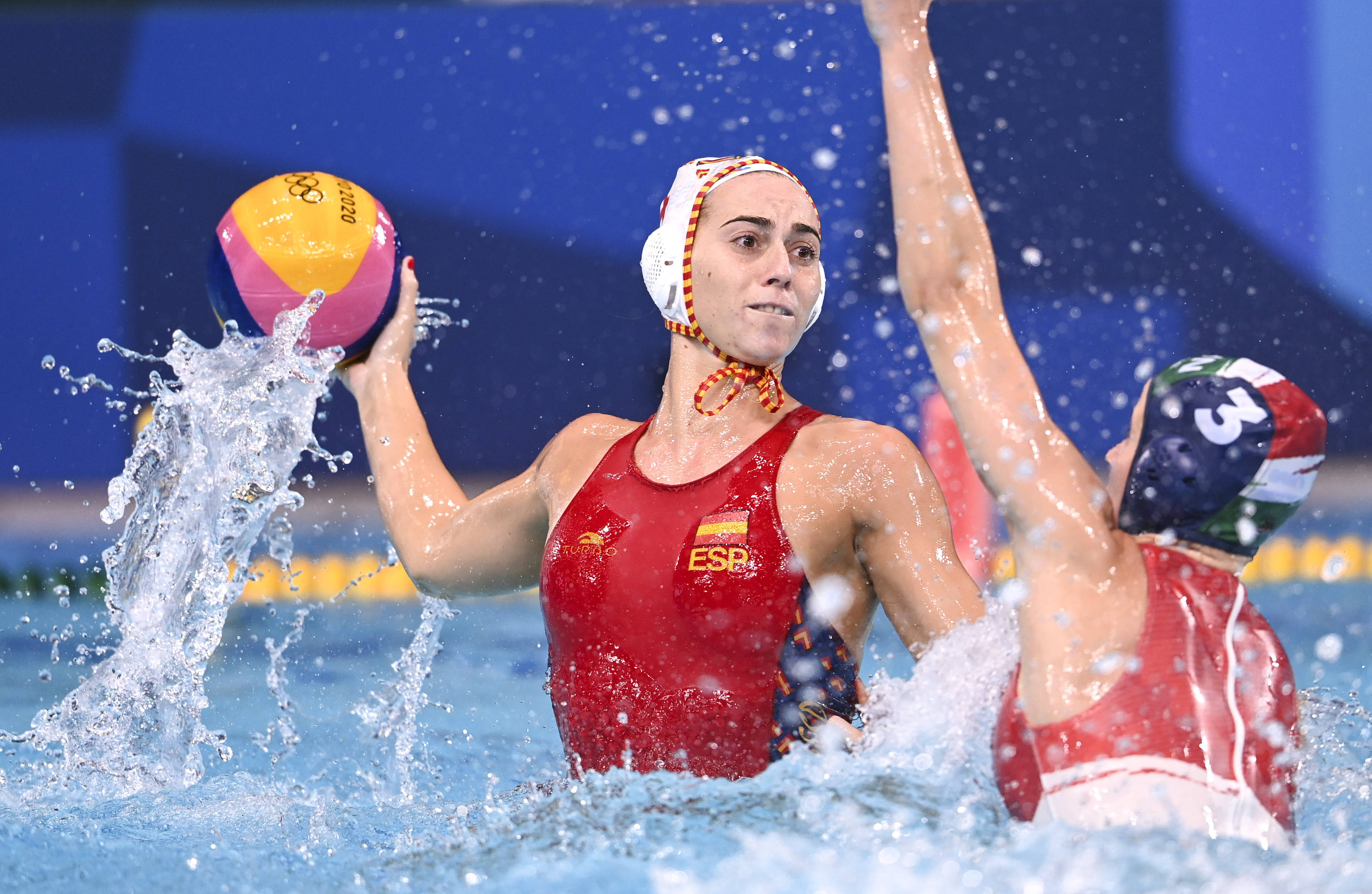 水球——女子半决赛:西班牙胜匈牙利_比赛