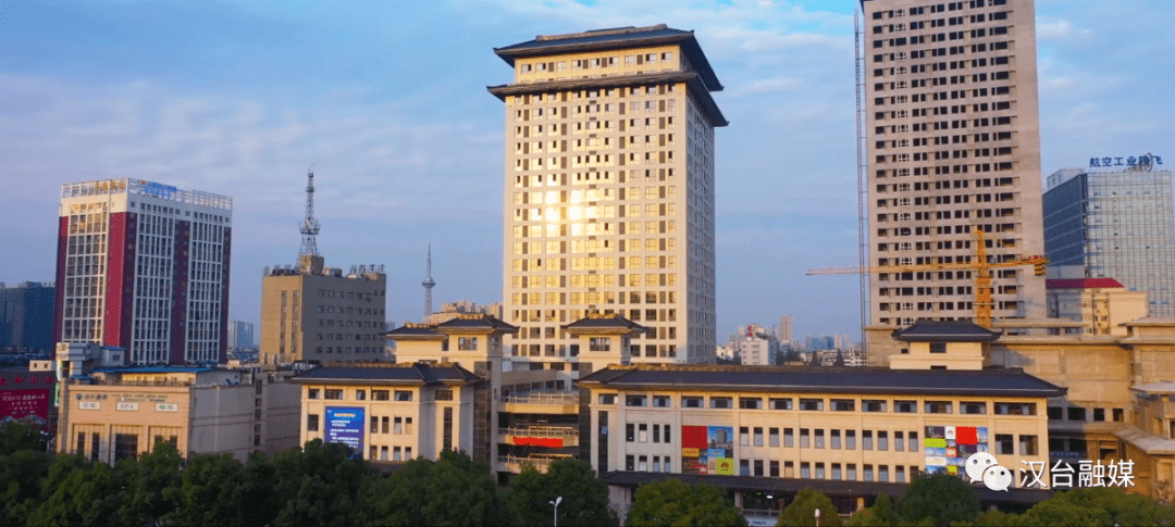 以长乐锦绣,王府广场,中心国际等商业综合体打造区位优越,规模聚集