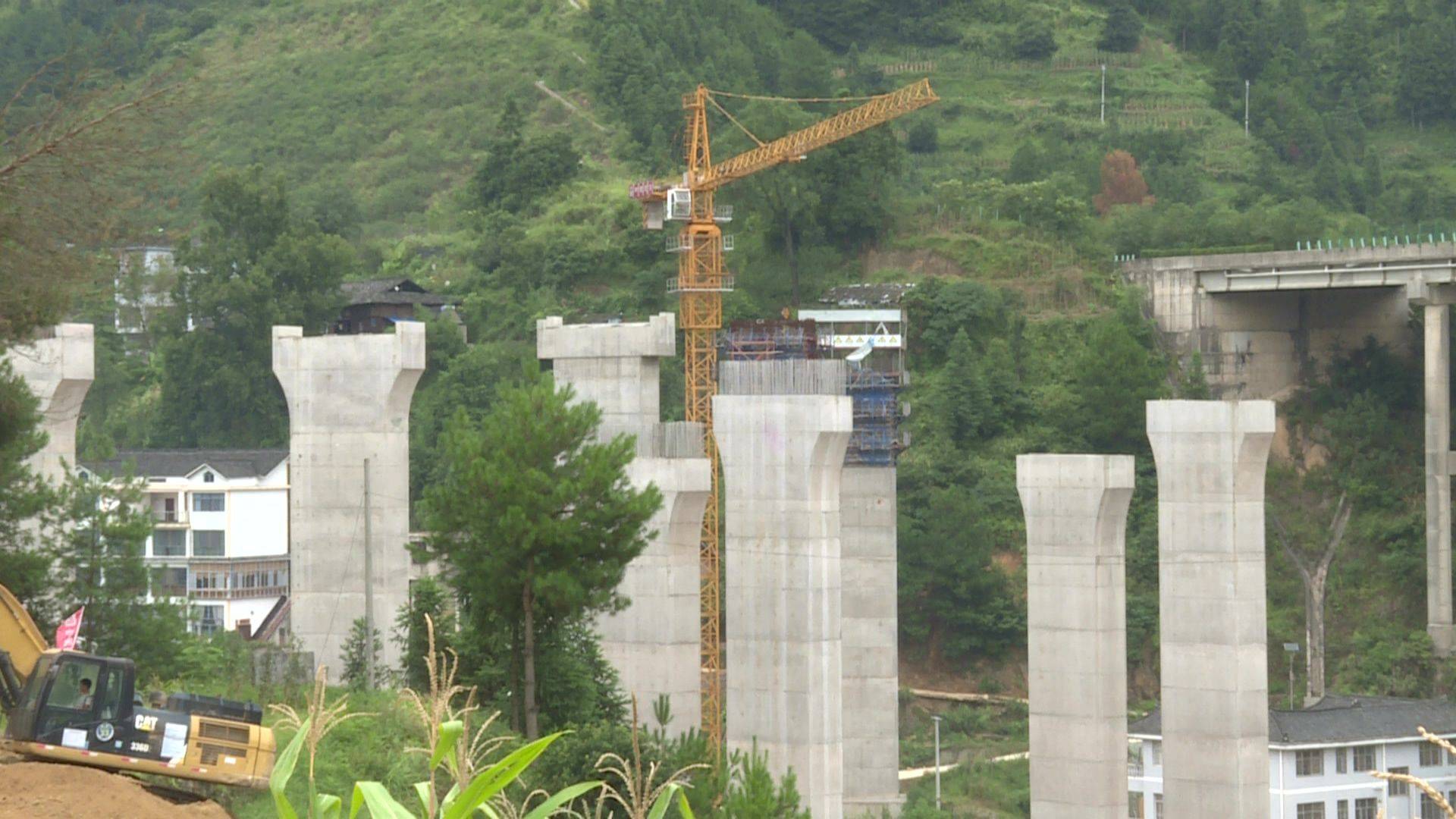 雷榕高速:疫情防控不松劲,项目建设不减速