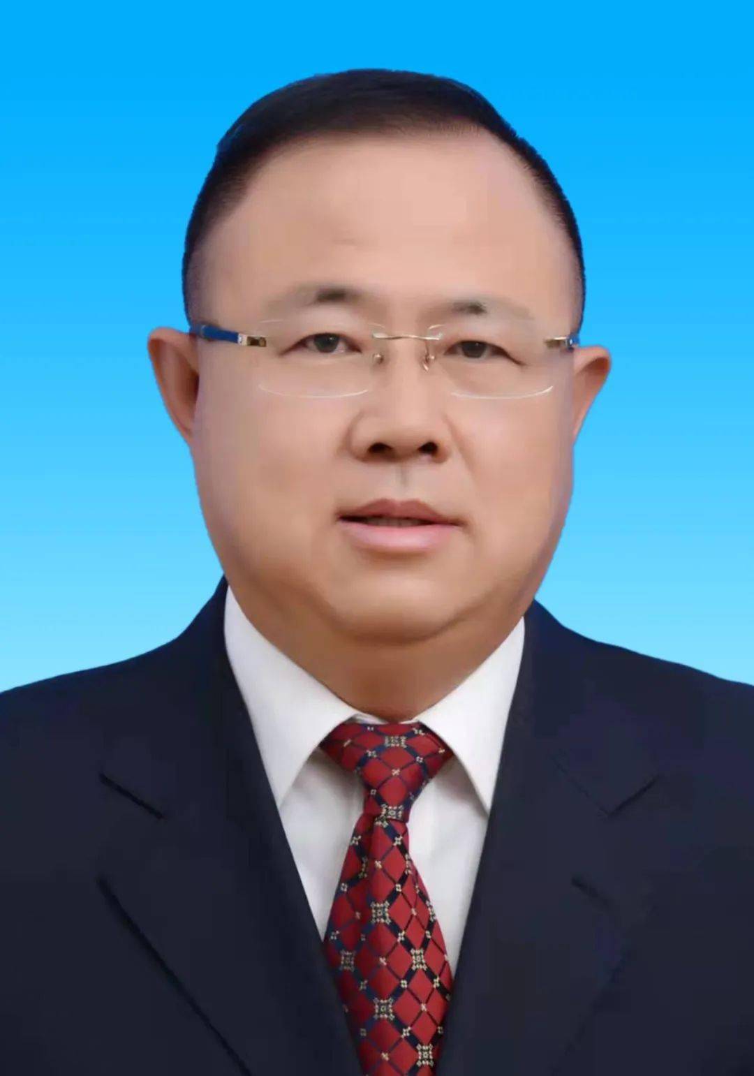 李长青同志