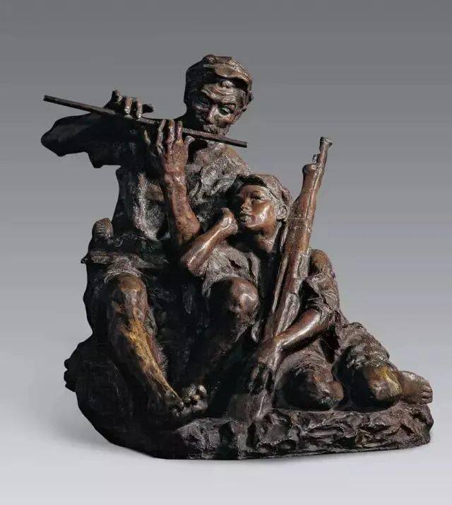 这尊名为《艰苦岁月》的雕塑收藏于中国国家博物馆,让我们一起听听它