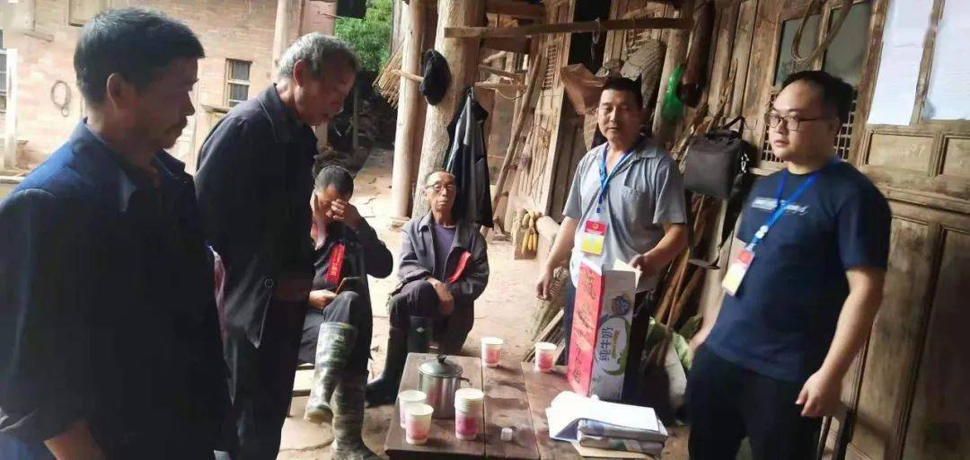 万源市第七届人大代表换届选举投票有序进行