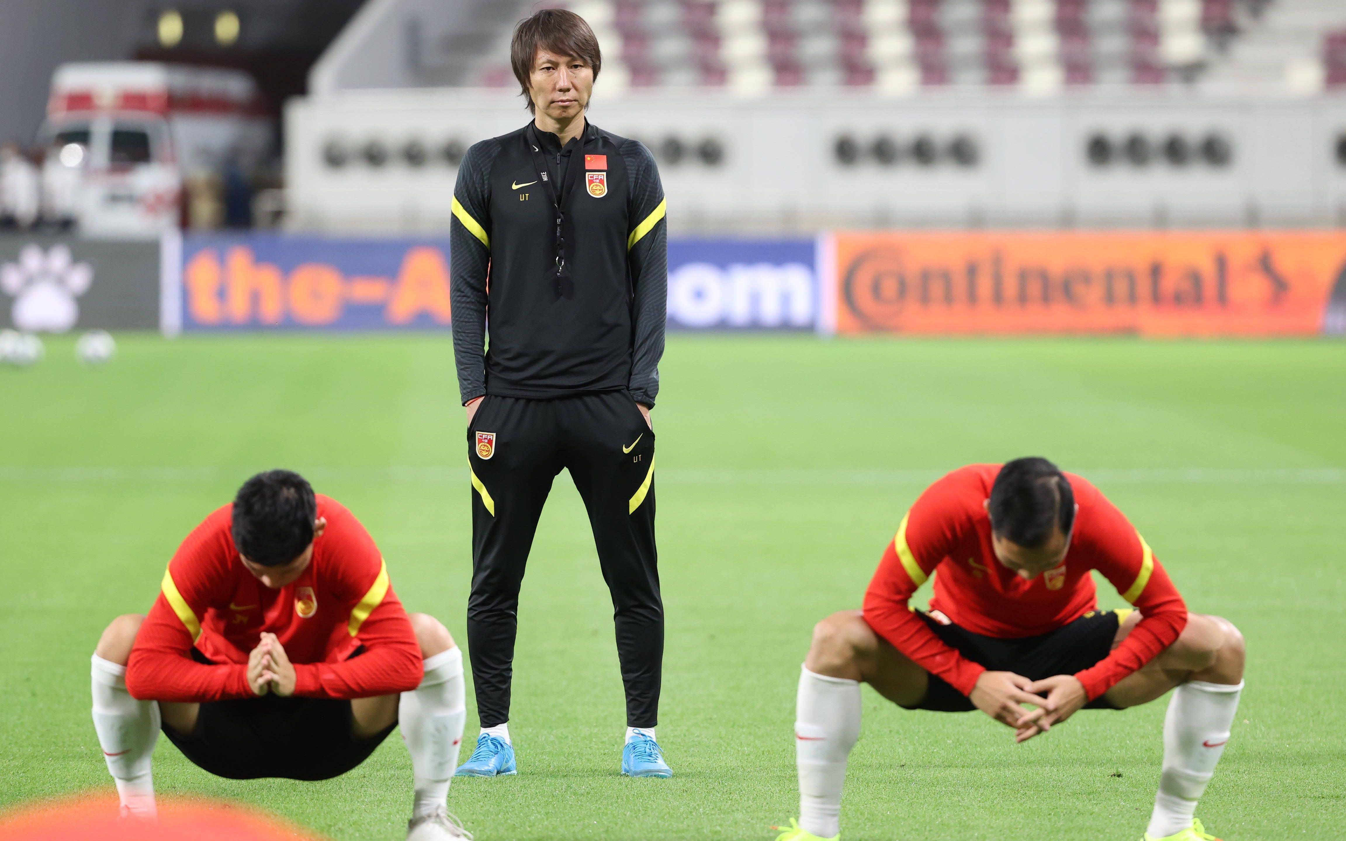 新京报讯(记者 周萧)12强赛首轮0比3完败于澳大利亚后,国足主教练