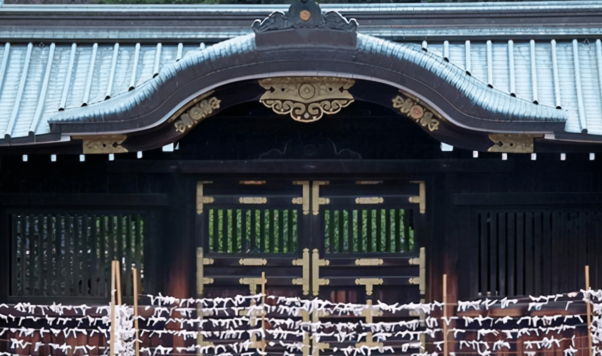 靖国神社"纵火犯"刘强,抗日英烈之后,最尊敬的外婆曾为慰安妇_日本