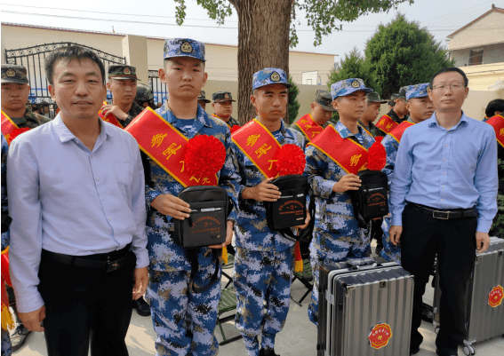 秋意浓浓送新兵热血沸腾踏征程全省各地举行2021年新兵入伍欢送仪式