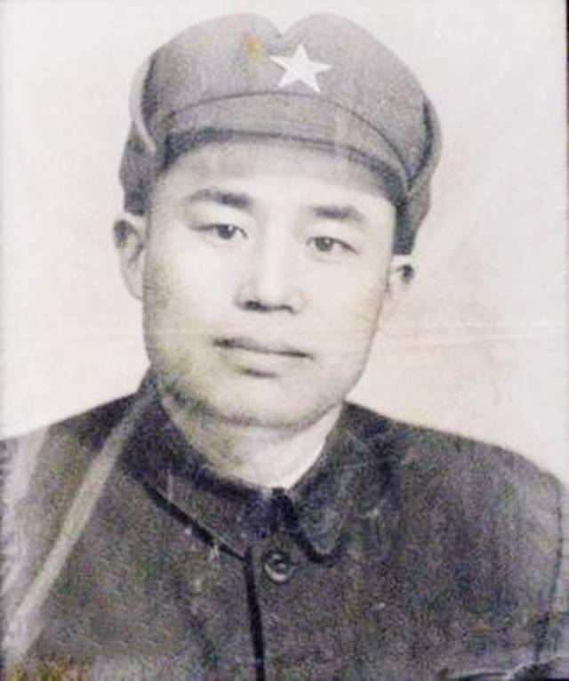 的  当年长生口首捷,正是因为叶成焕命令副班长带着两个营前去伏击