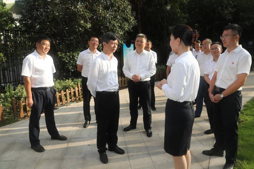 余正琨到西湖区督导环境综合整治八大行动和文明创建工作
