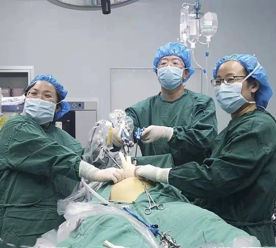 技术】晋北地区首家"经脐3孔腹腔镜手术"——健康和美丽可以兼得_三孔