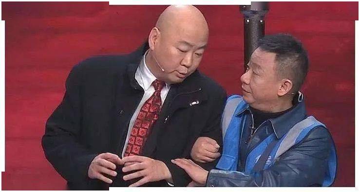 这个账号涨粉奇快,同名的快手账号也涨粉迅速,这位暖男先生正是郭冬临